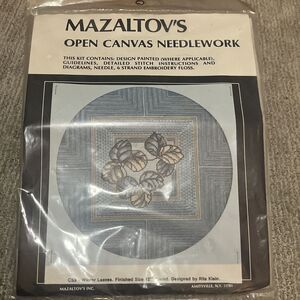 Mazaltov's Vintage Open Canvaswork CS9 - Winter Leaves 12" Round Needlework Kit